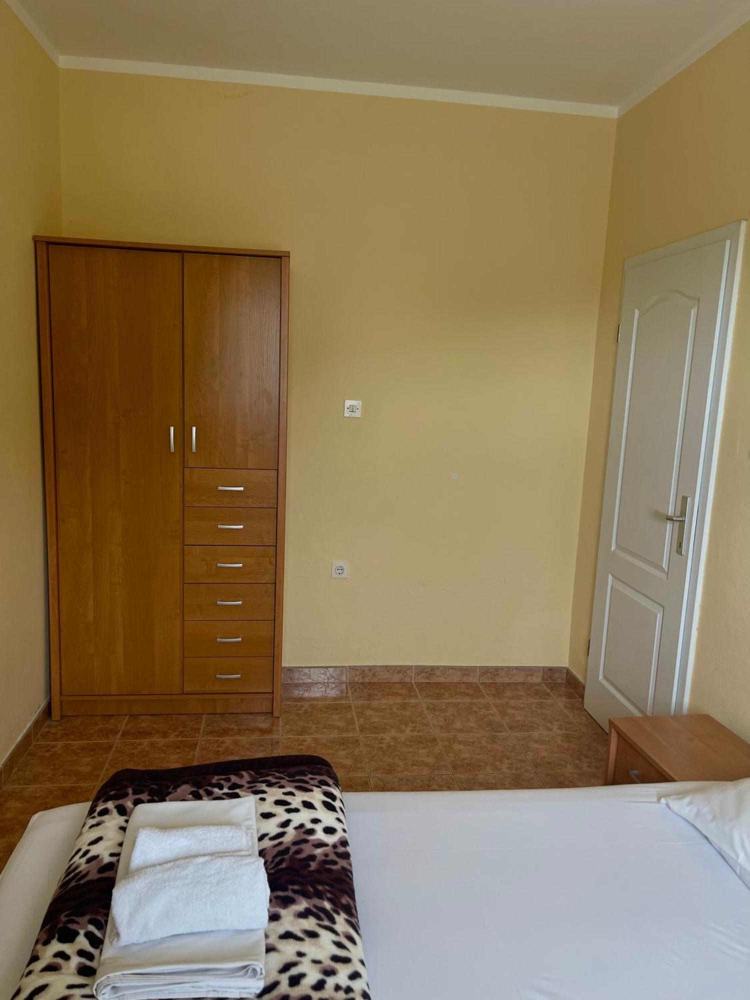Kuca Radovic Hotel Budva Exterior foto